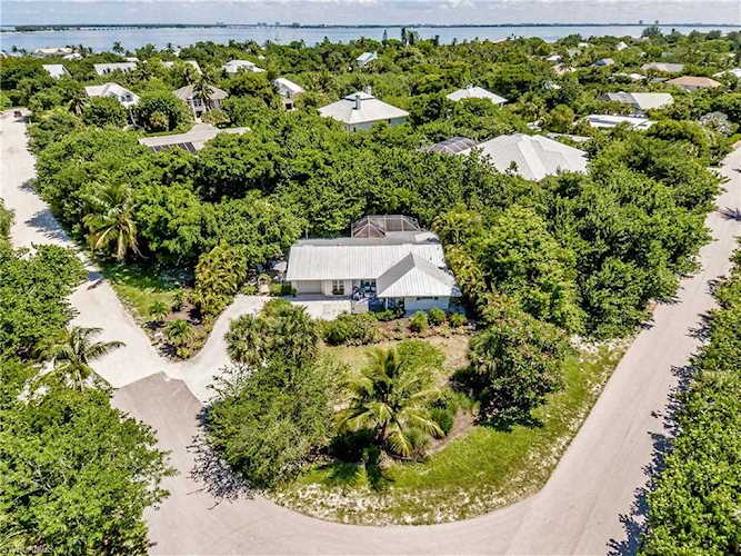1114 Sabal St Sanibel, FL 33957