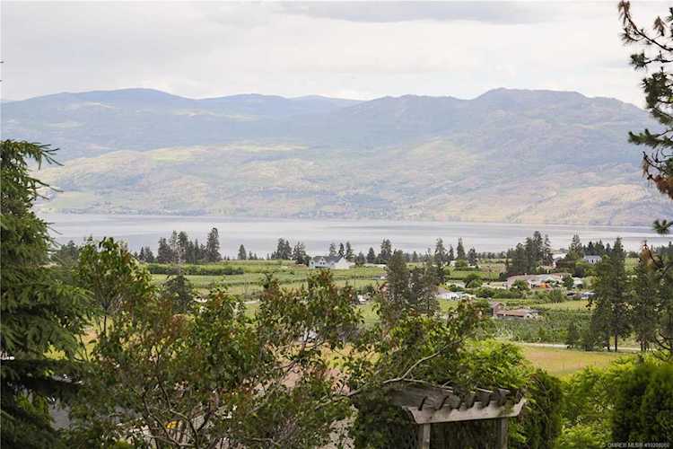 3107 Doucette Drive West Kelowna, BC V4T1M6