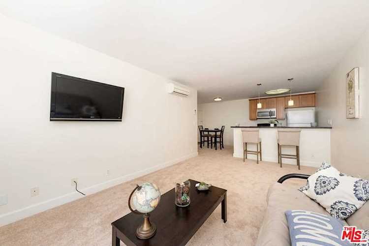 10982 Roebling Avenue #411 Los Angeles, CA 90024