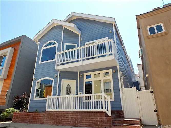 38 61st Place Long Beach, CA 90803