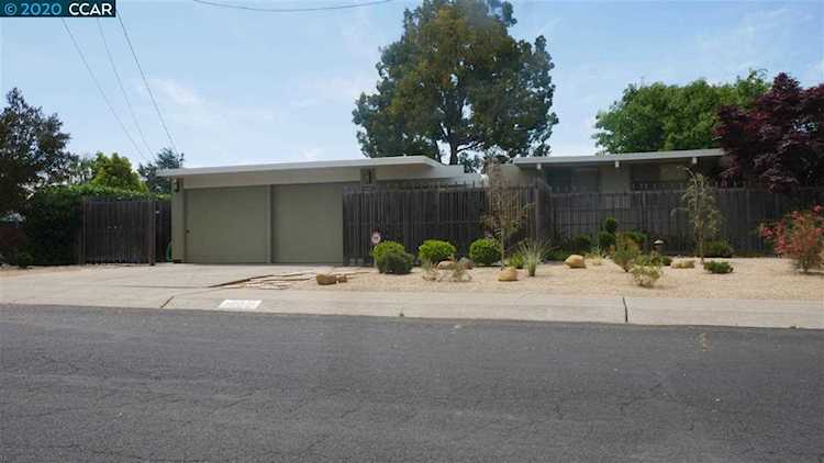 4094 Sacramento St Concord, CA 94521