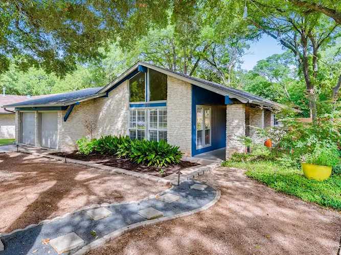 5901 Burrough Dr Austin, TX 78745