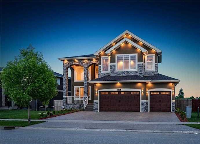 148 Kinniburgh Blvd Chestermere, AB T2T 3T3