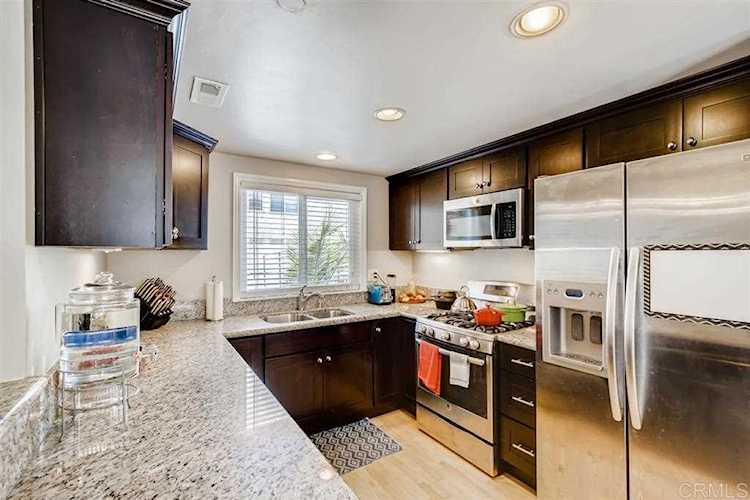 1149 N Vulcan #3 Encinitas, CA 92024
