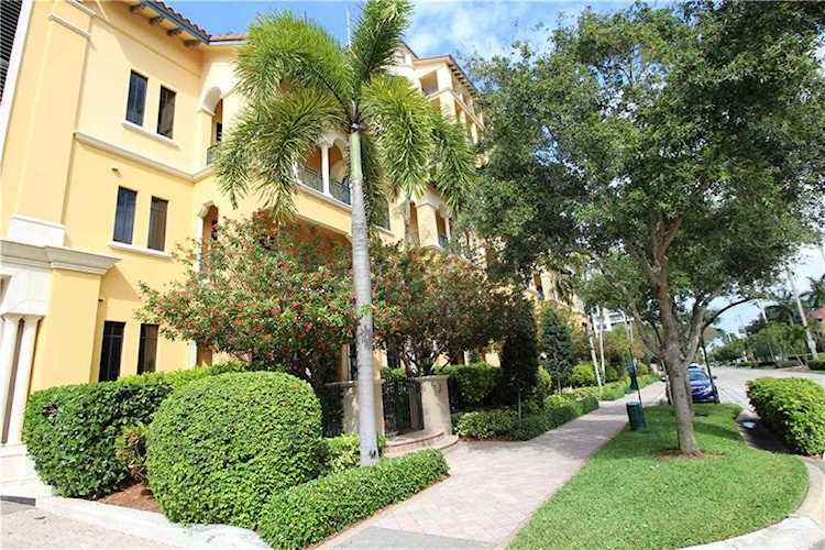 200 E Palmetto Park Rd #TH-5 Boca Raton, FL 33432