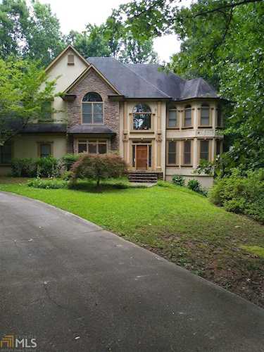 2995 Hearthstone Dr Cumming, GA 30041