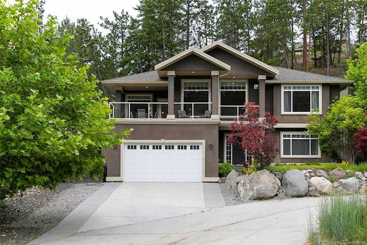 2217 Sunview Drive West Kelowna, BC V1Z4B9