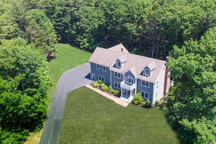 22 Tall Pines Way York, ME 03909