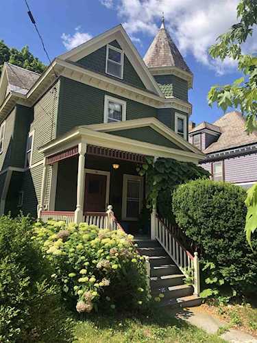 39 Brookes Ave Burlington, VT 05401