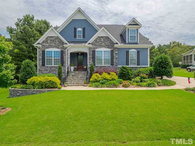 26 Ventasso Drive Clayton, NC 27527