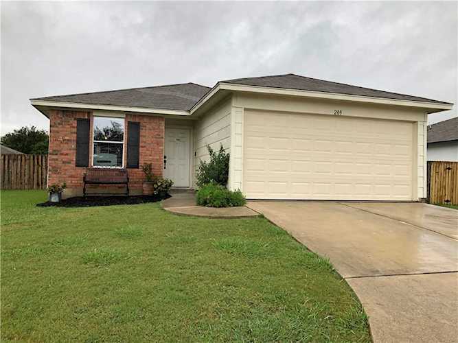 209 Enterprise Kyle, TX 78640