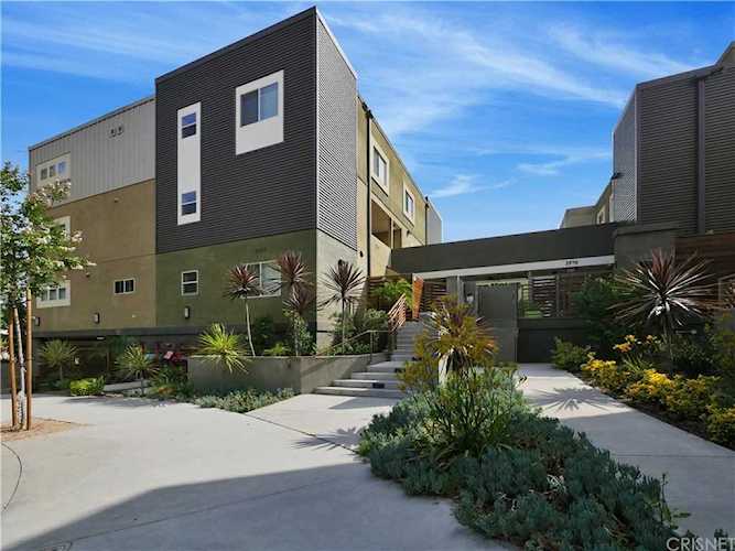 2978 Ripple Place #103 Los Angeles, CA 90039