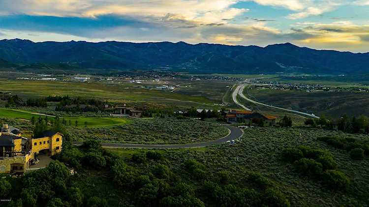 7961 N West Hills Trl Park City, UT 84098