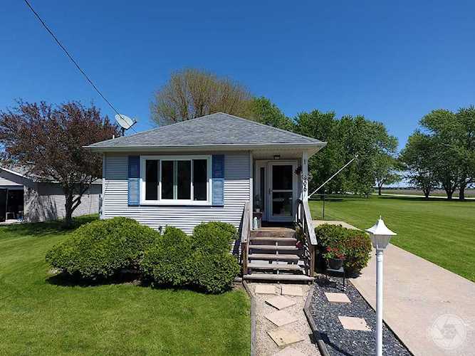 406 S Jackson St Gardner, IL 60424