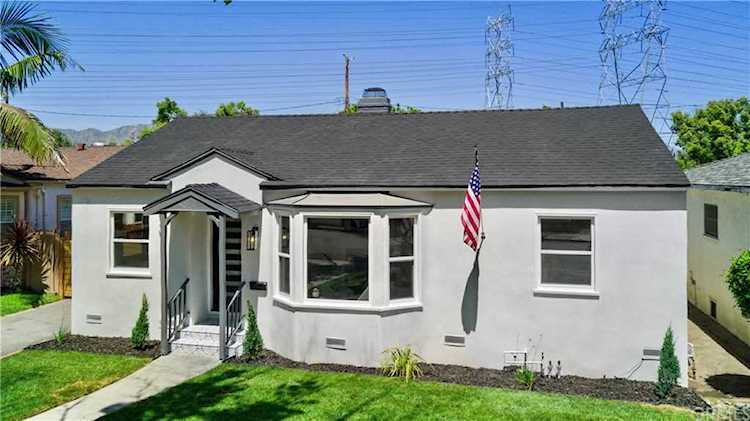 830 N Kenwood Street Burbank, CA 91505