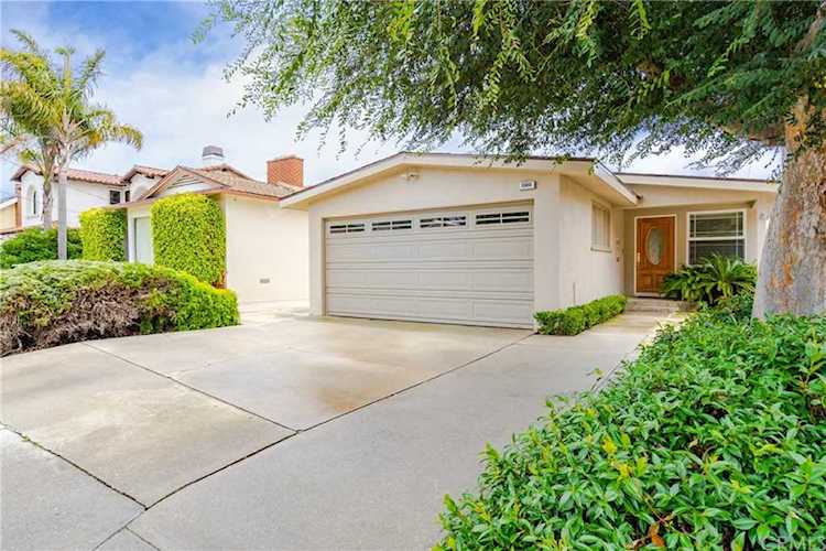 1500 Mathews Avenue Manhattan Beach, CA 90266