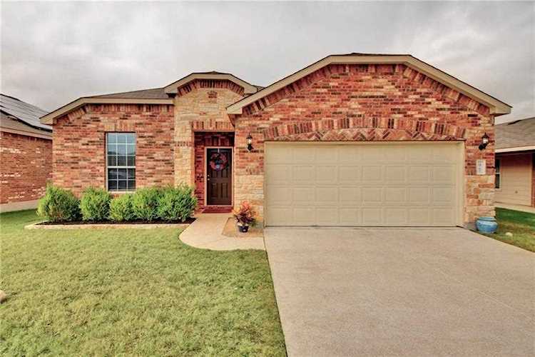 97 Mallard Ln Leander, TX 78641