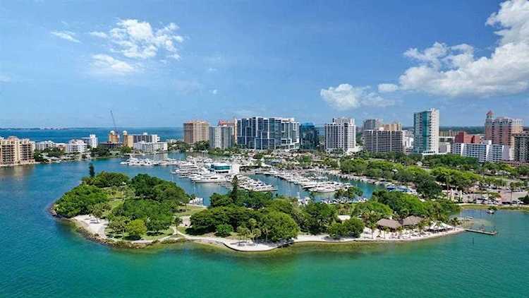 605 S Gulfstream Ave #3W Sarasota, FL 34236