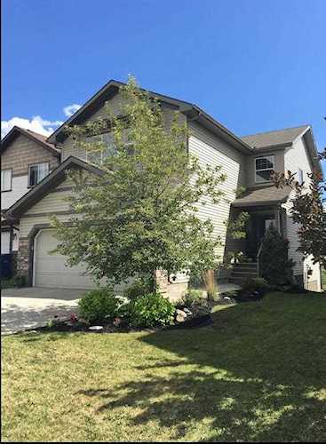 26 Cimarron Grove Bay Okotoks, AB T1S 2H3