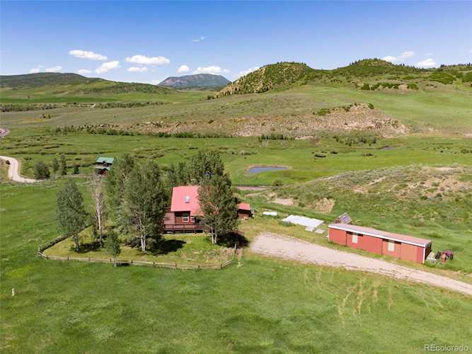 37755 Saddle Mountain Ln Steamboat Springs, CO 80487