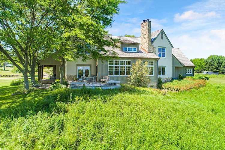 9833 Norell Avenue N Stillwater, MN 55082