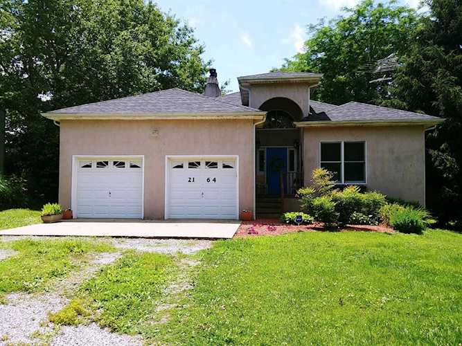 2164 Mackey Pike Nicholasville, KY 40356