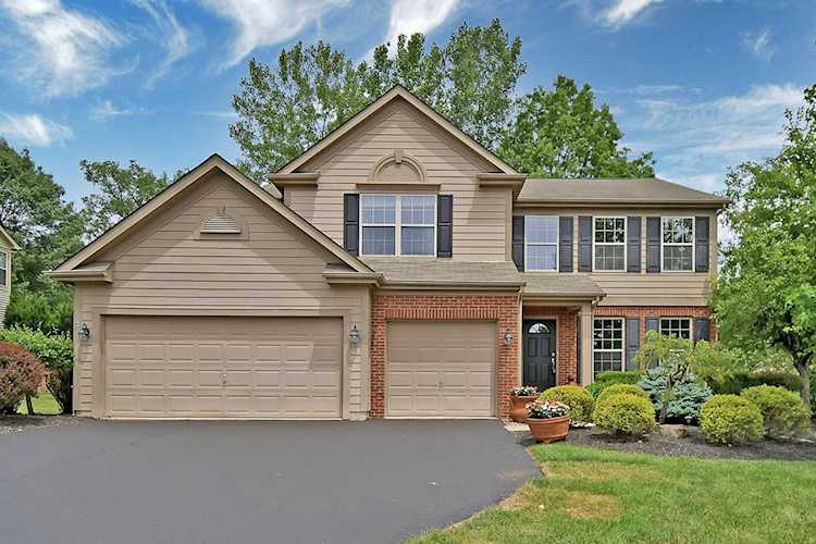 2747 Roe Drive Lewis Center, OH 43035
