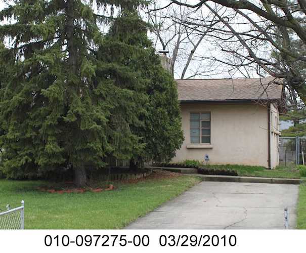 2499 Howey Road Columbus, OH 43211 | MLS 220020810 Photo 1