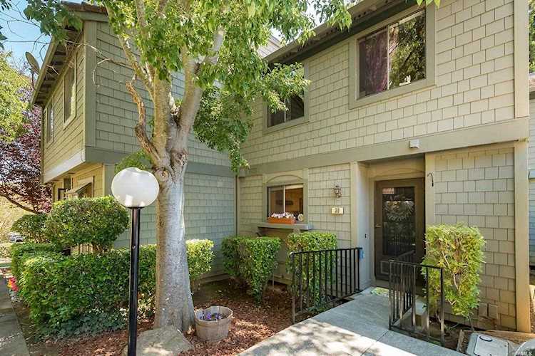 30 Alyssum Court Novato, CA 94945