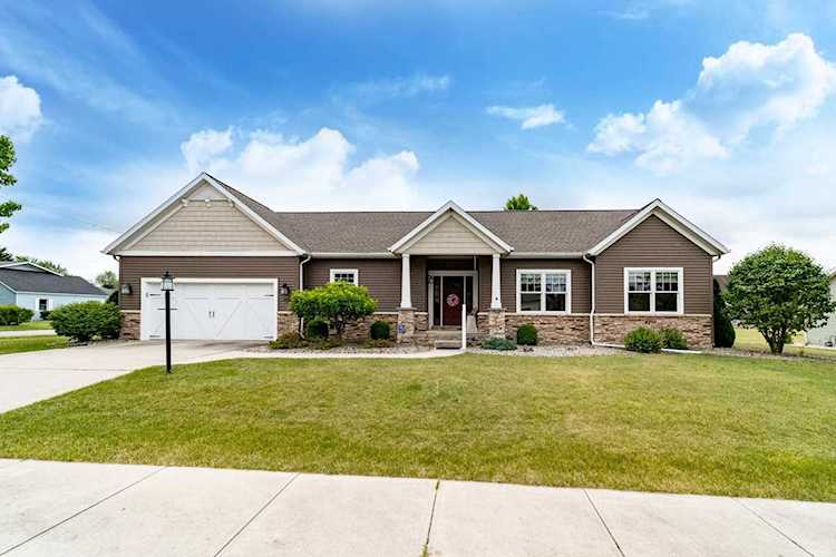 102 W Lincoln Street Bremen, IN 46506