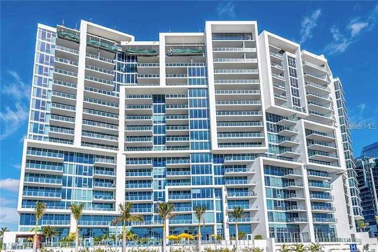 1155 N Gulfstream Ave #303 Sarasota, FL 34236