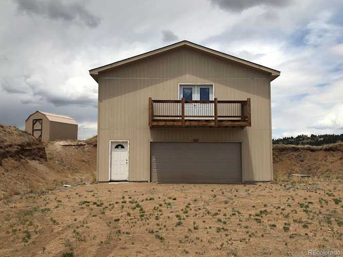 1332 Frees Loop Hartsel, CO 80449