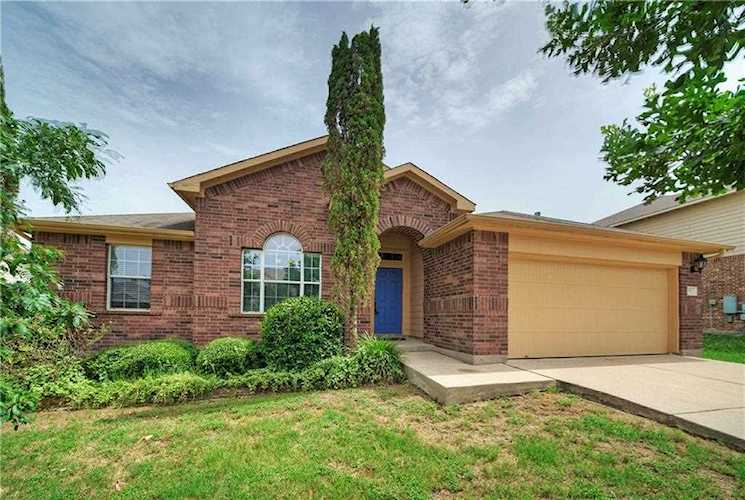 513 Dinge Bay Round Rock, TX 78664