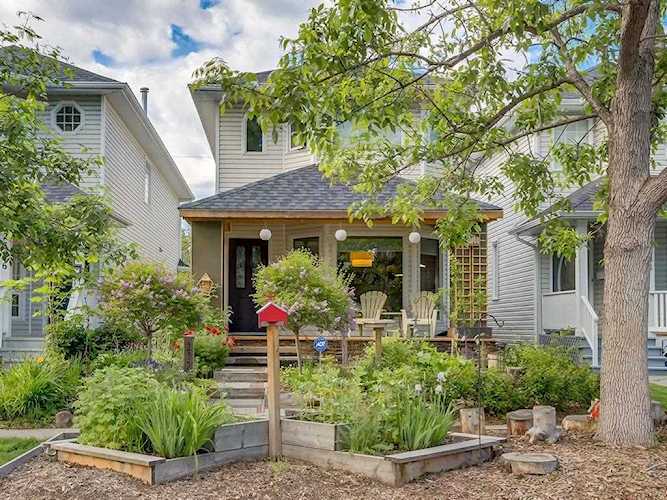 2334 4 Avenue NW Calgary, AB T2N 0N9