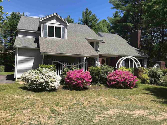 24 Orchards Rd Wolfeboro, NH 03894