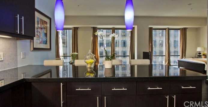 655 S Hope Street #702 Los Angeles, CA 90017