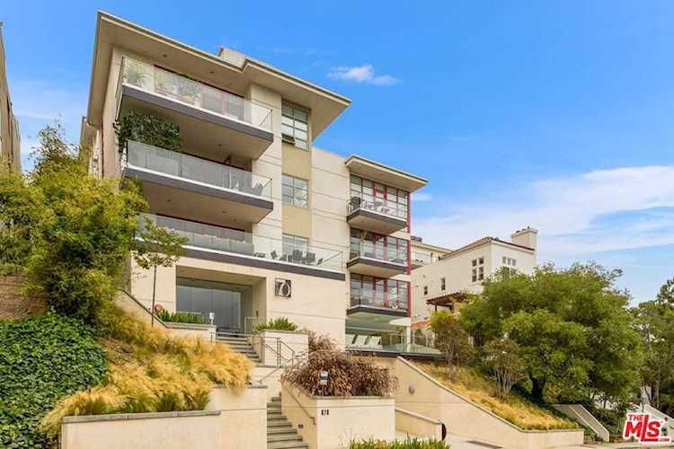 870 Haverford Avenue #203 Pacific Palisades, CA 90272