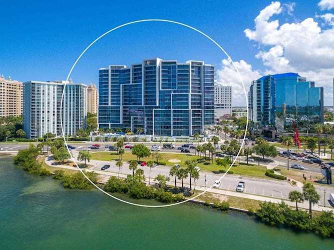 1155 N Gulfstream Ave #1806 Sarasota, FL 34236