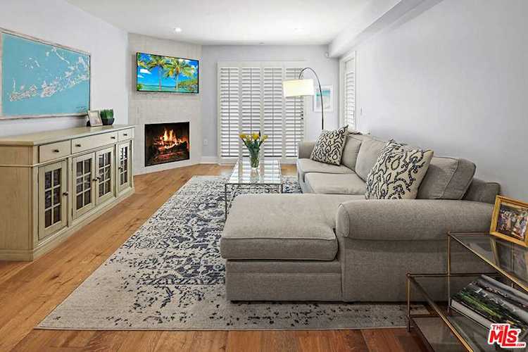 11715 Goshen Avenue #103 Los Angeles, CA 90049