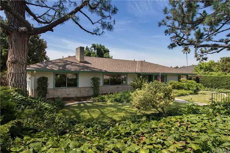 1222 Hidden Springs Lane Glendora, CA 91741