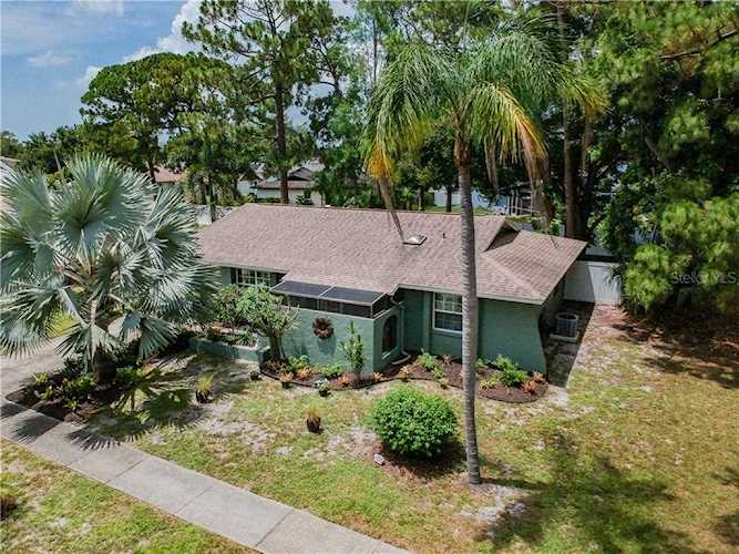 4059 Gatewood Dr Sarasota, FL 34232