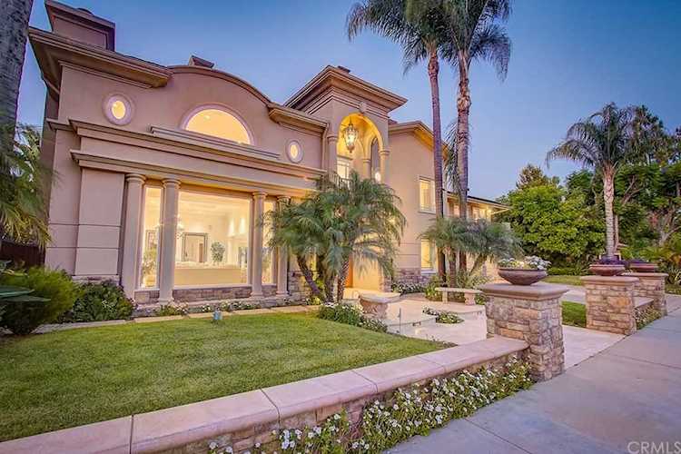 2586 Casiano Road Los Angeles, CA 90077