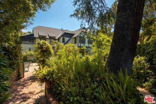 5531 Red Oak Drive Los Angeles, CA 90068