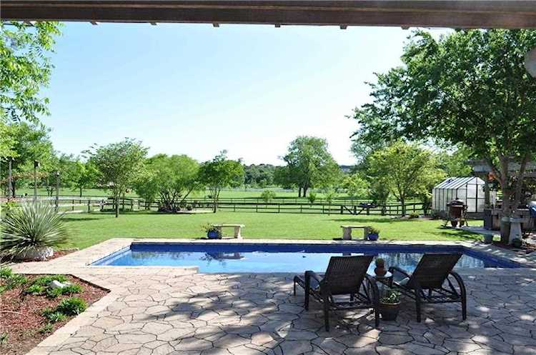 190 Brushy Creek Trl Hutto, TX 78634