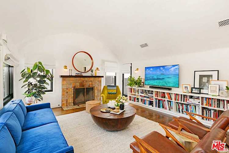 429 N Arden Los Angeles, CA 90004