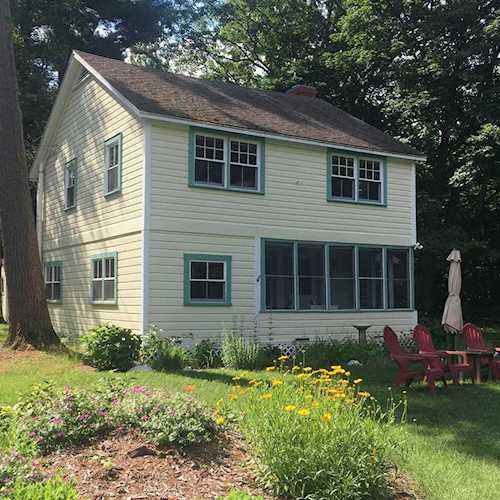 8 Starr Farm Beach Rd Burlington, VT 05408