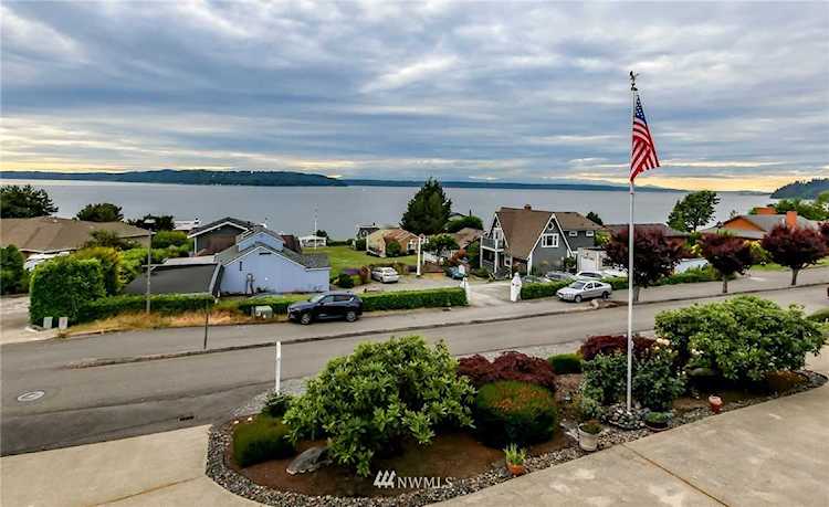 23650 7th Ave S Des Moines, WA 98198