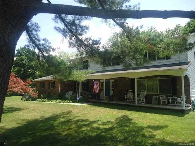 67 Onderdonk Road Warwick Town, NY 10990
