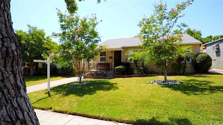 525 Groton Drive Burbank, CA 91504