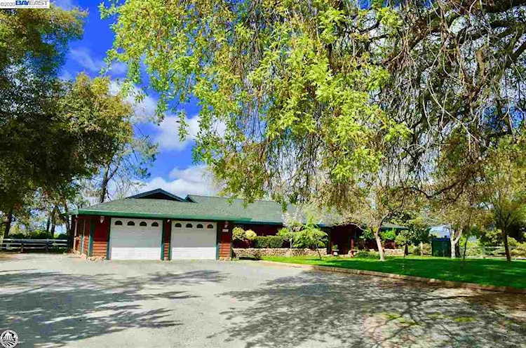 19110 Yost Ranch Rd Sonora, CA 95370